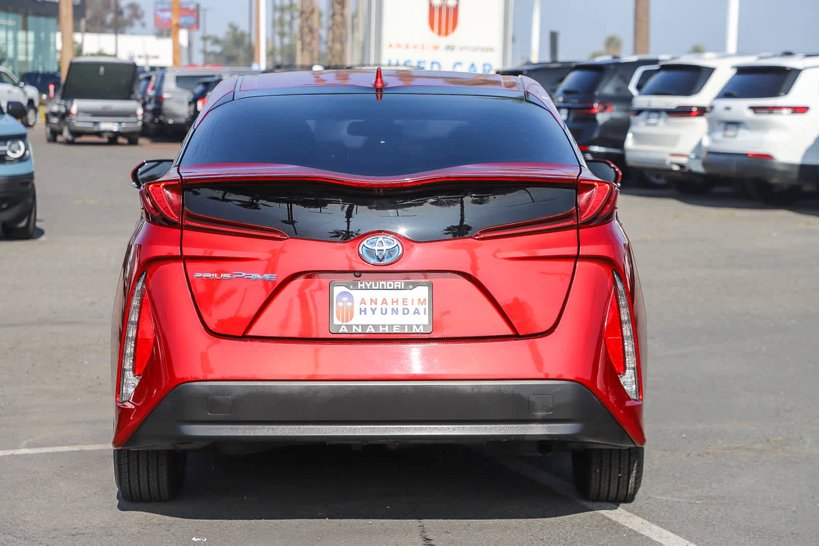 Used 2018 Toyota Prius Prime Premium image 7