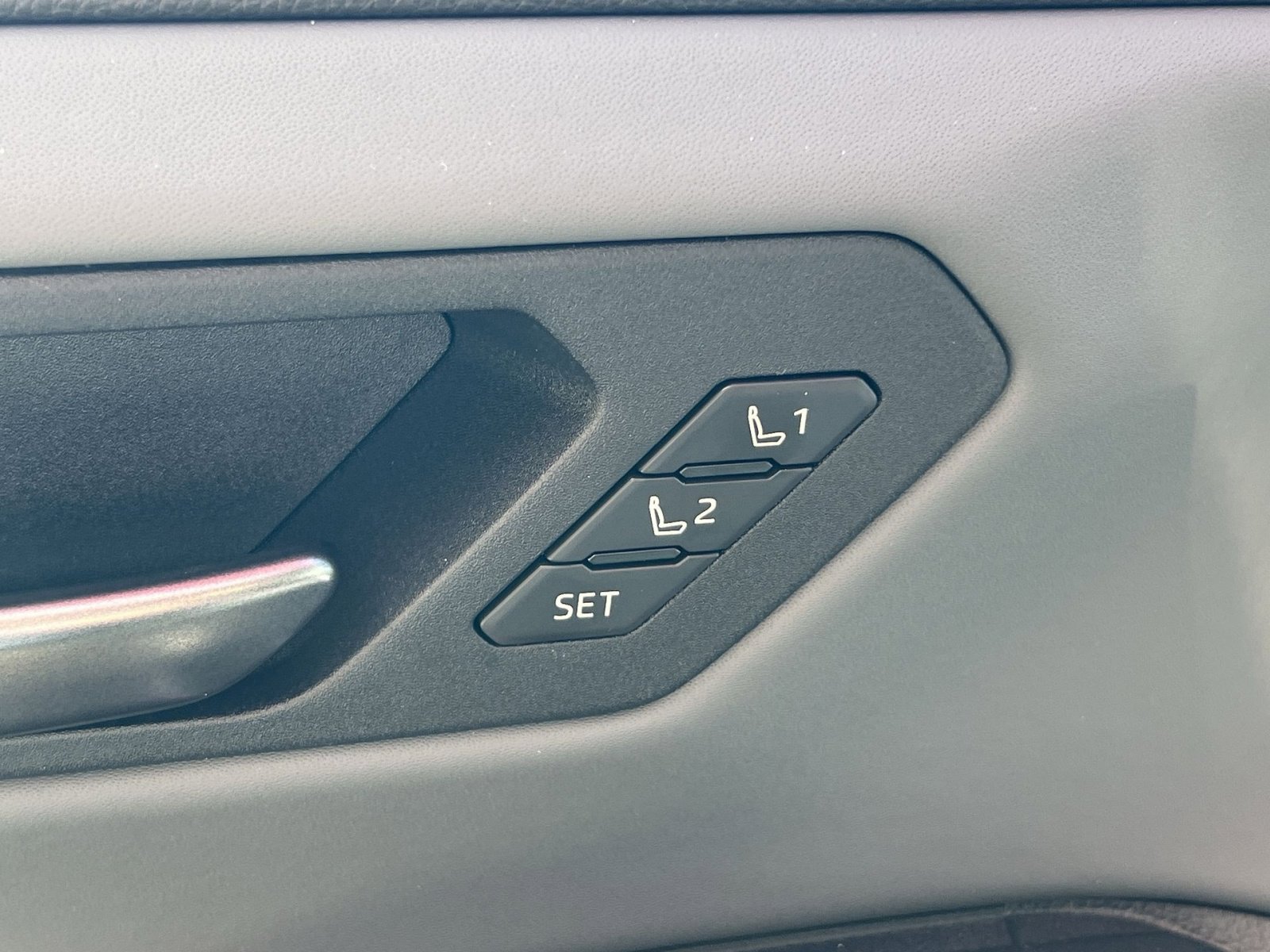 New 2026 Toyota RAV4 XSE image 24