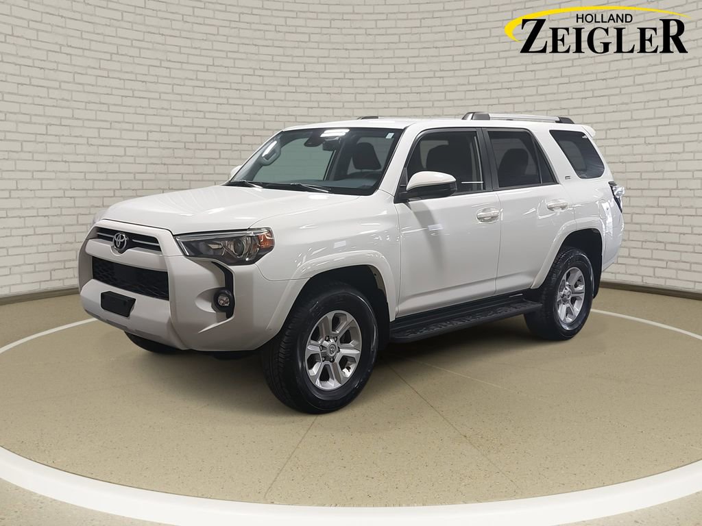 Used 2024 Toyota 4Runner SR5 image 1