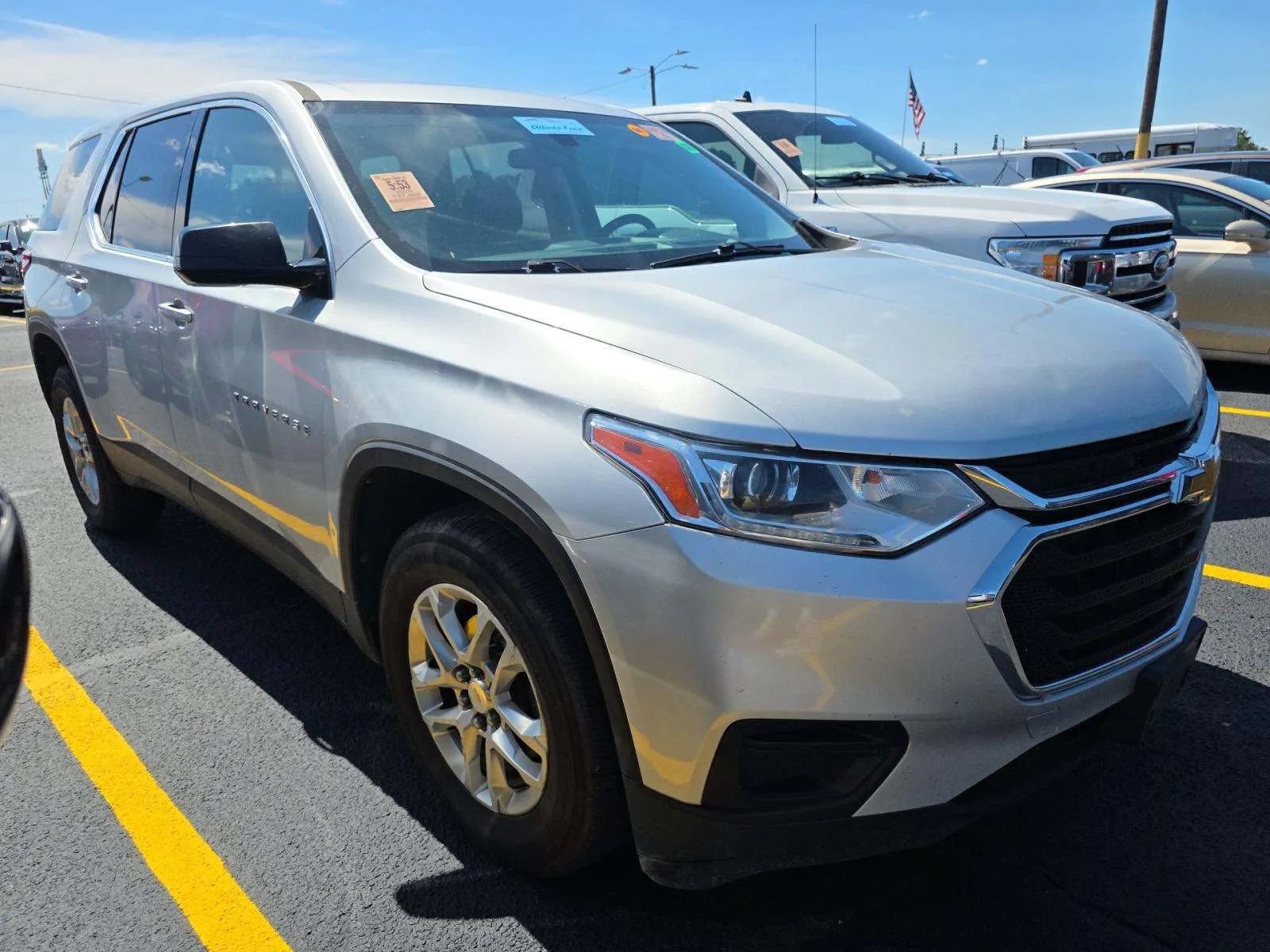 Used 2020 Chevrolet Traverse LS AWD/4WD image 4