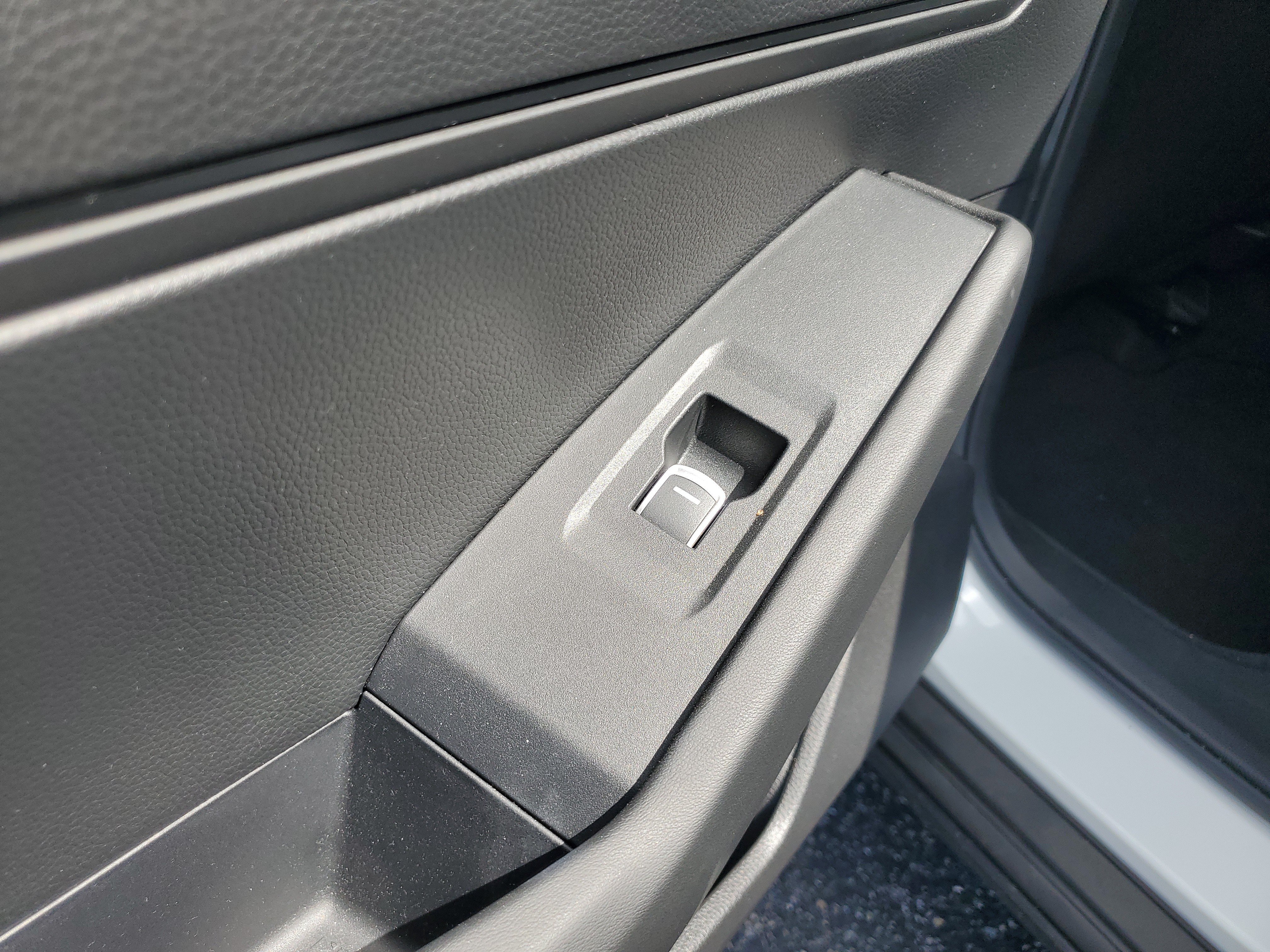 Used 2023 Honda Accord EX image 15