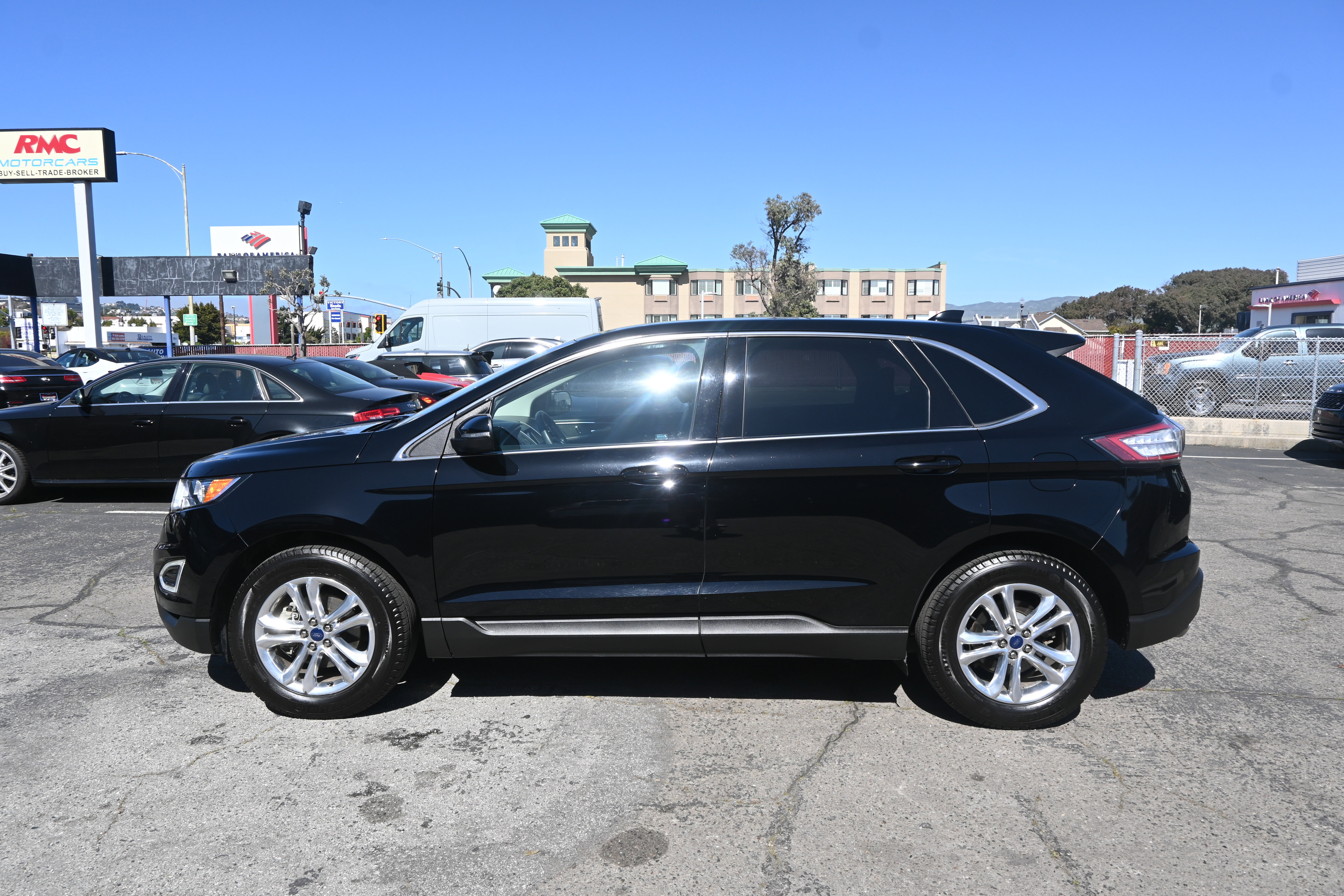 Used 2017 Ford Edge SEL w/ Equipment Group 201A image 7