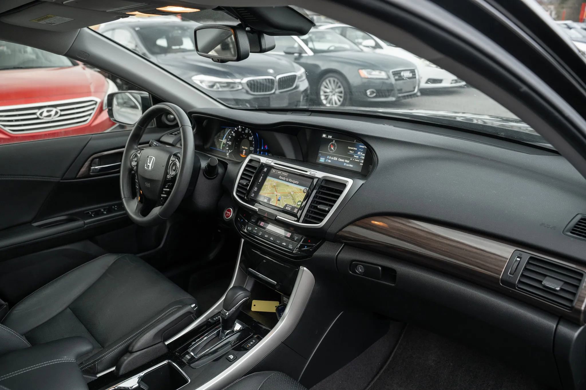 Used 2017 Honda Accord Touring image 13