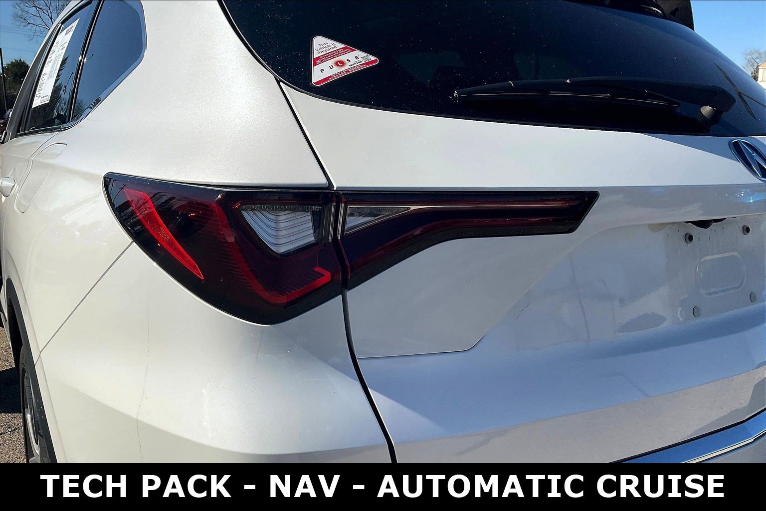 Used 2025 Acura MDX SH-AWD w/ Technology Package image 23