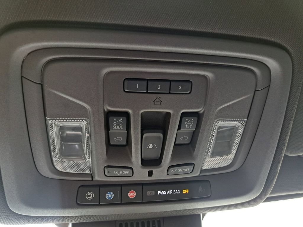 Used 2022 Chevrolet Silverado 1500 LT Trail Boss w/ LT Trail Boss Premium Package image 17