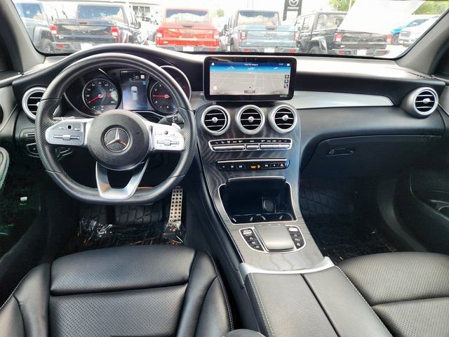 Used 2022 Mercedes-Benz GLC 300 4MATIC image 9
