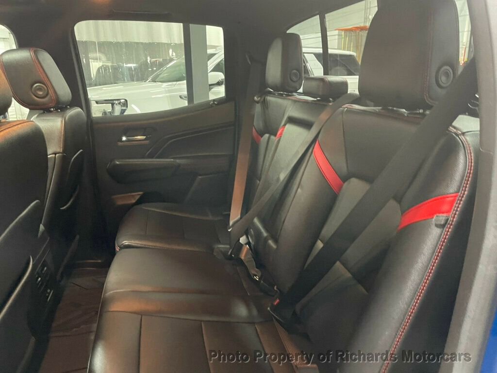 Used 2023 Chevrolet Colorado Z71 w/ Z71 Convenience Package 2 image 17