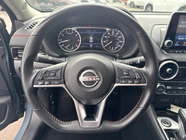 Used 2025 Nissan Sentra SR FWD image 10