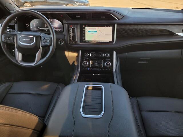 Used 2022 GMC Yukon Denali image 39