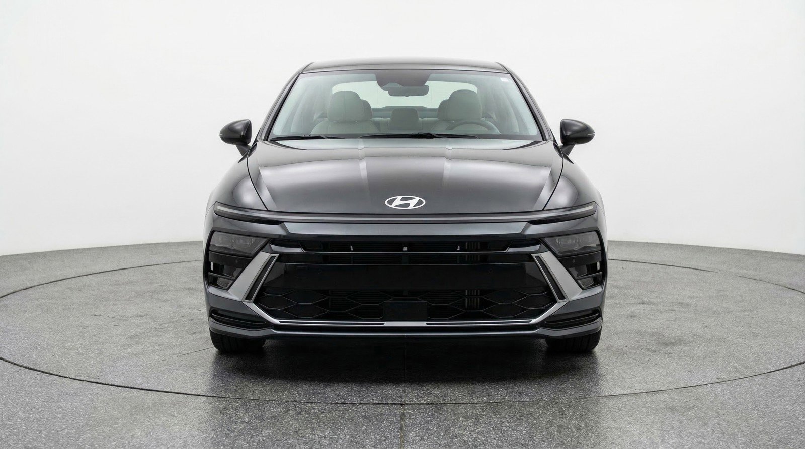 Used 2025 Hyundai Sonata SEL image 2