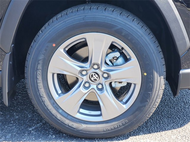 New 2025 Toyota RAV4 LE image 8