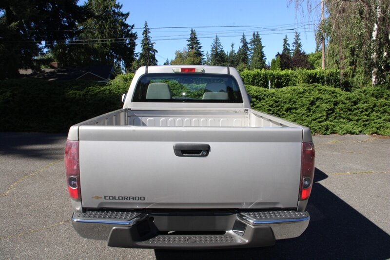 Used 2005 Chevrolet Colorado 2WD Regular Cab image 10
