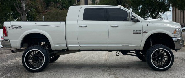 Used 2018 RAM 2500 Limited AWD/4WD image 5