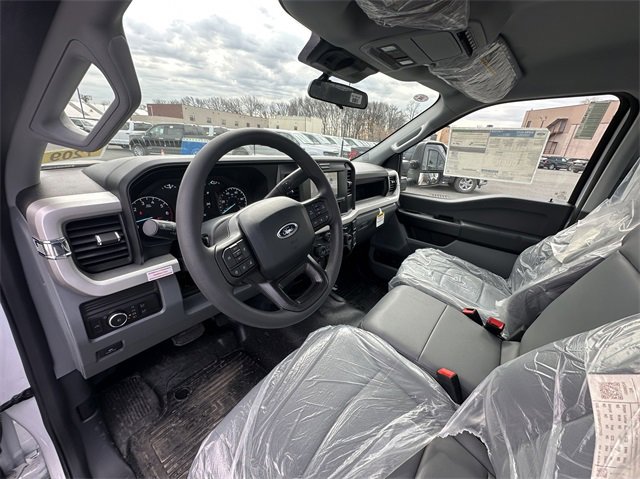 New 2025 Ford F250 XL w/ XL Chrome Package image 3