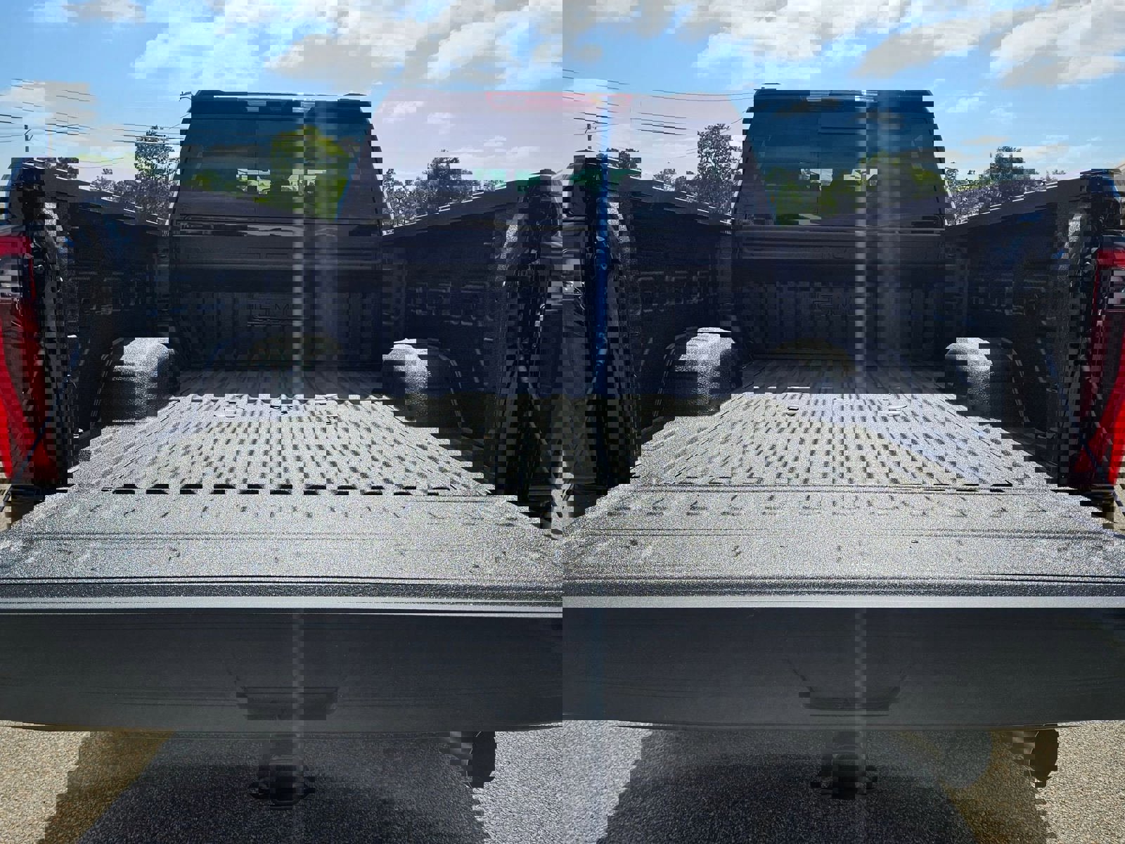 New 2026 GMC Sierra 2500 SLT w/ SLT Convenience Package image 4