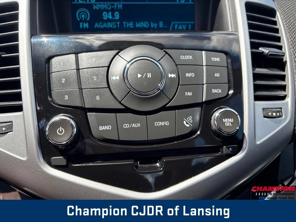 Used 2015 Chevrolet Cruze LT FWD image 21