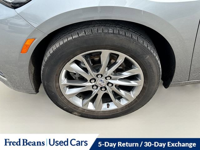 Used 2024 Buick Enclave Avenir w/ Avenir Technology Package AWD/4WD image 36