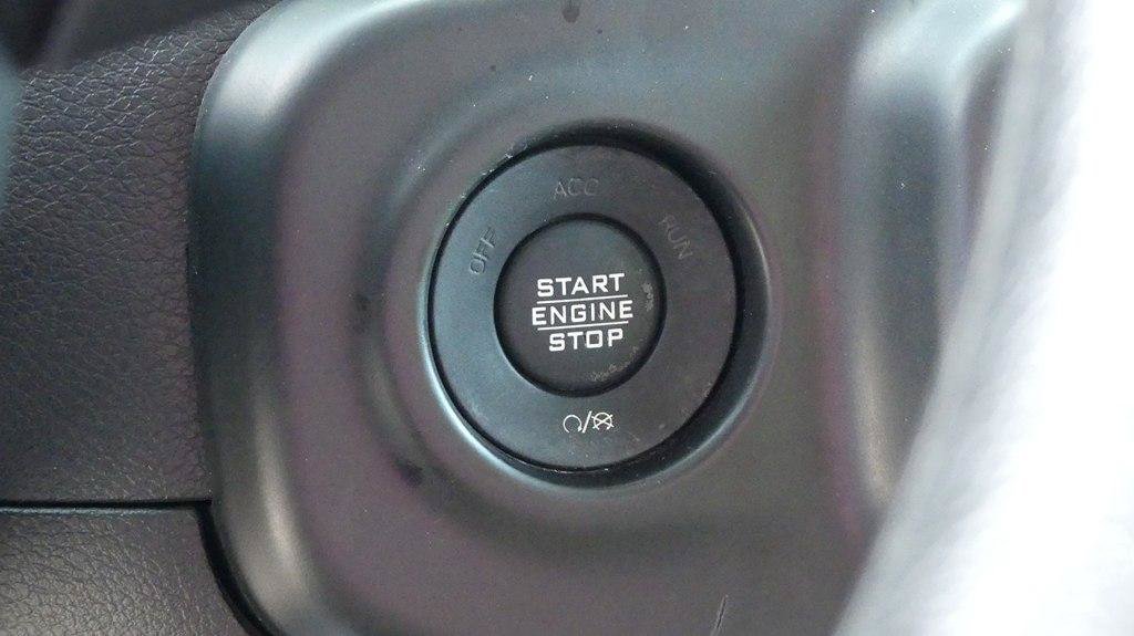 Used 2018 Jeep Wrangler Unlimited Sport AWD/4WD image 17
