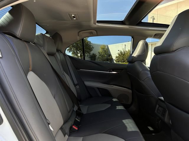 Used 2020 Toyota Camry XLE image 31