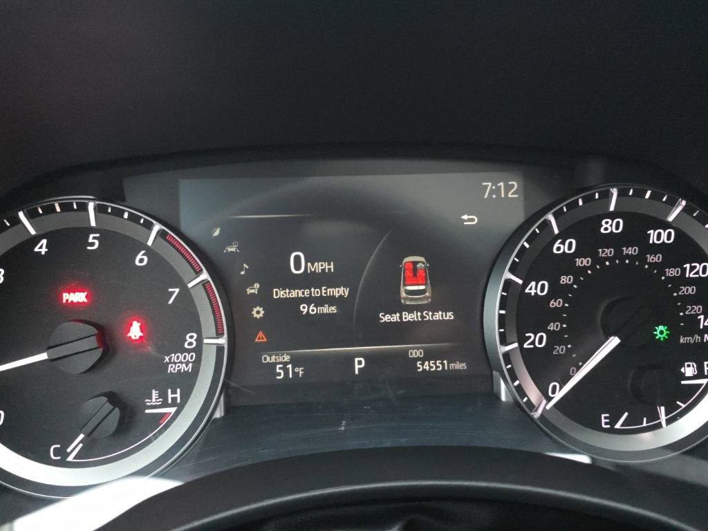 Used 2023 Toyota Highlander XLE image 29