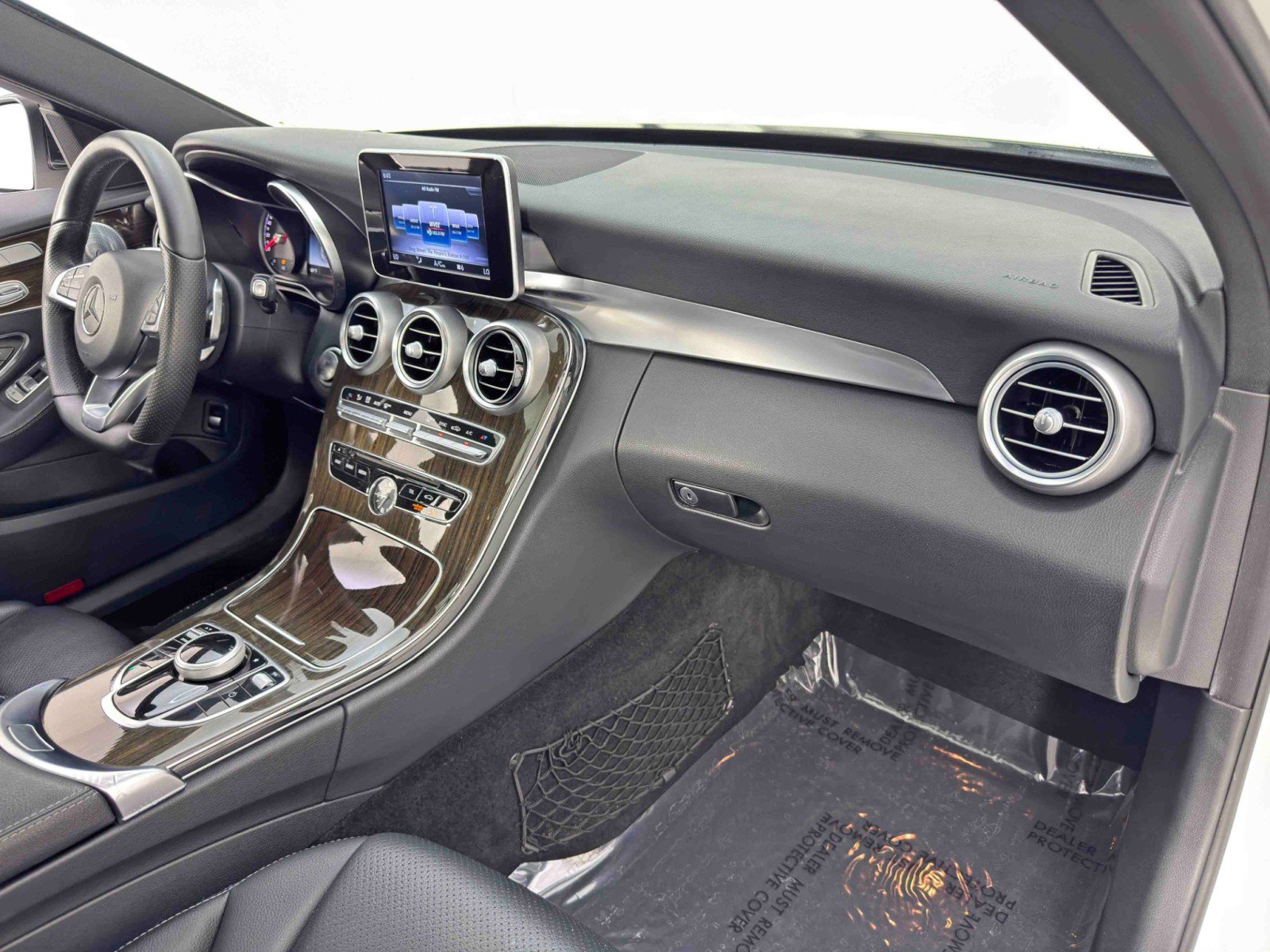 Used 2018 Mercedes-Benz C 300 Sedan image 14