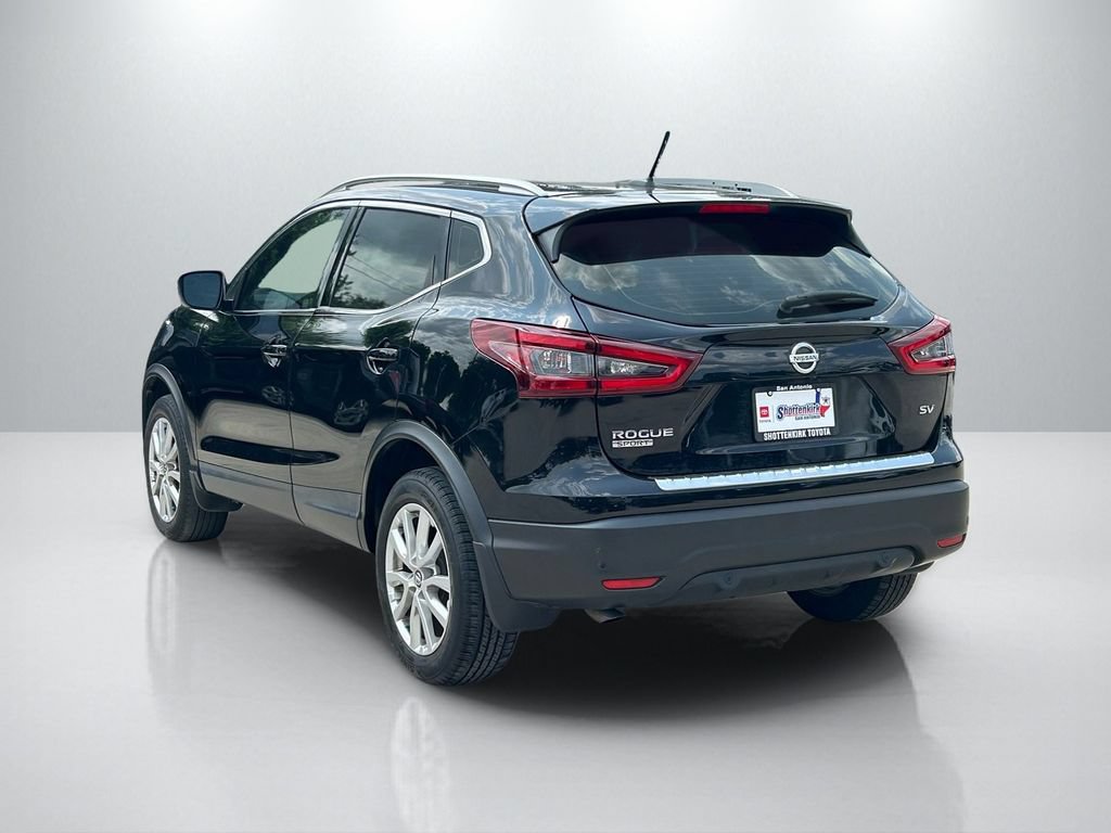 Used 2020 Nissan Rogue Sport SV FWD image 7