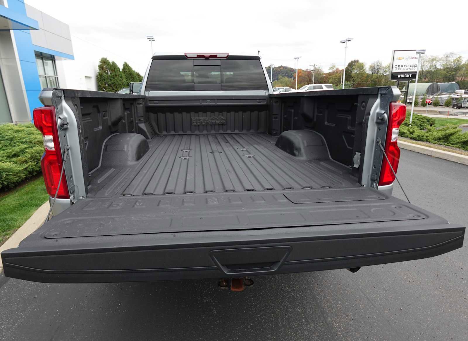 Used 2024 Chevrolet Silverado 2500 High Country image 5