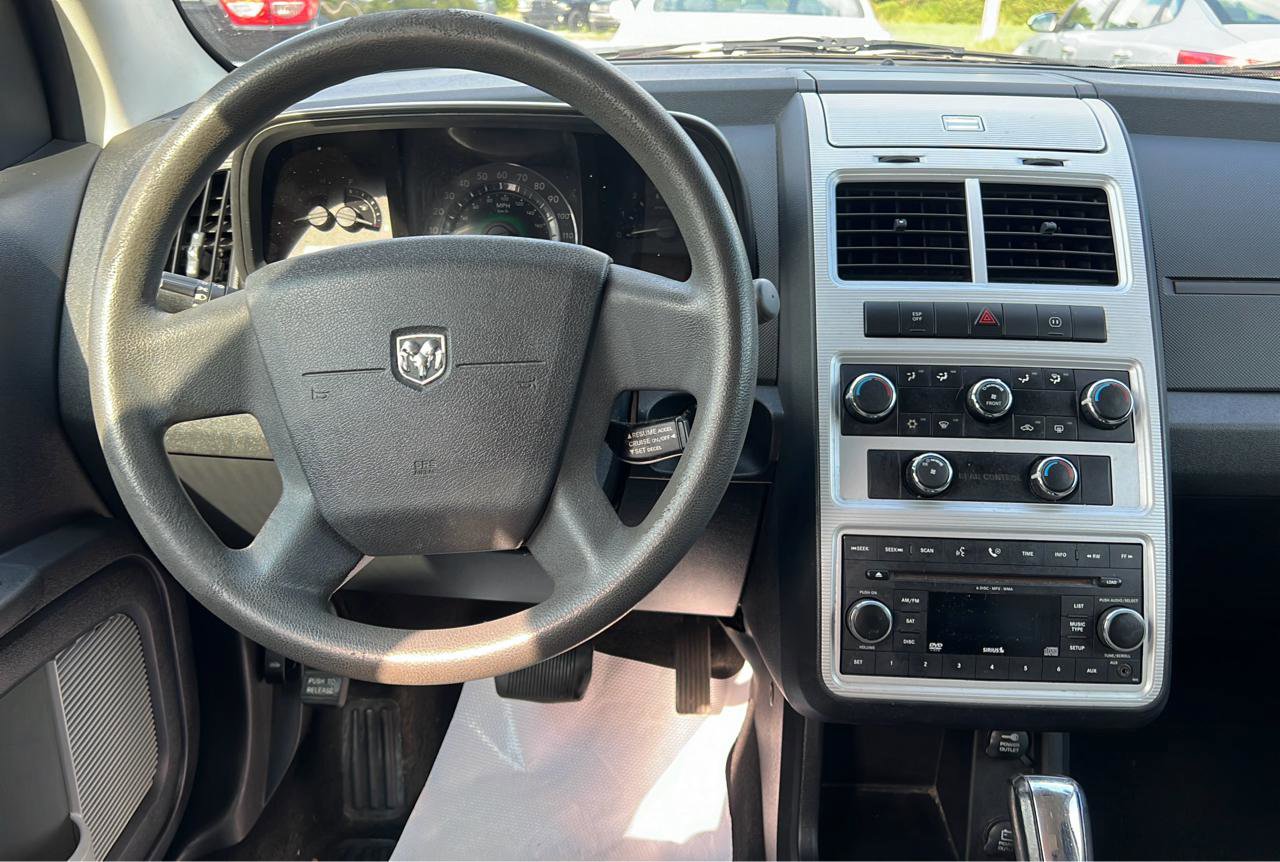 Used 2009 Dodge Journey SXT w/ Flexible Seating Group FWD image 18