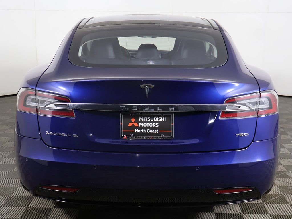 Used 2016 Tesla Model S 90D image 12