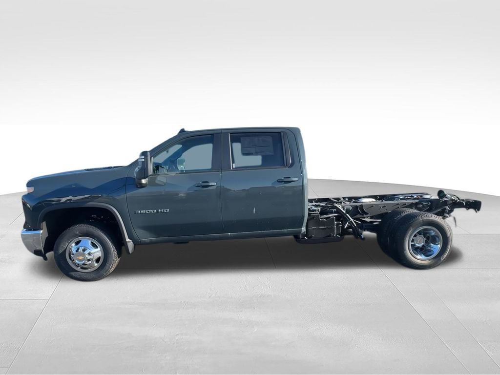 New 2026 Chevrolet Silverado 3500 LT w/ Convenience Package AWD/4WD image 5