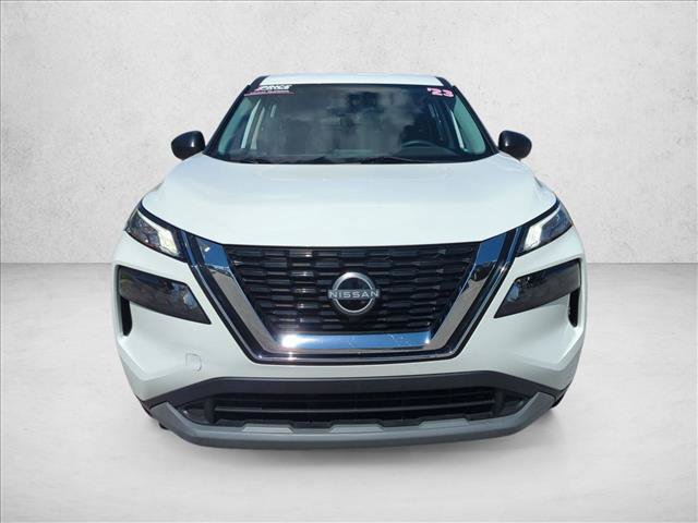 Used 2023 Nissan Rogue S FWD image 2