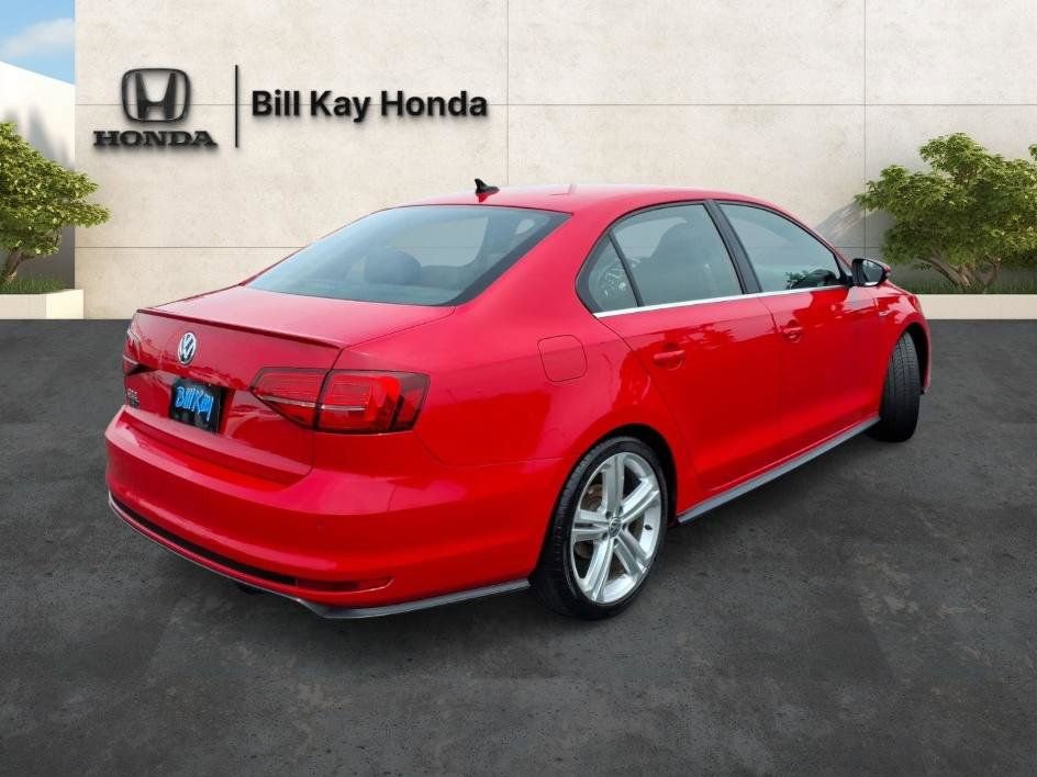 Used 2017 Volkswagen Jetta GLI FWD image 3