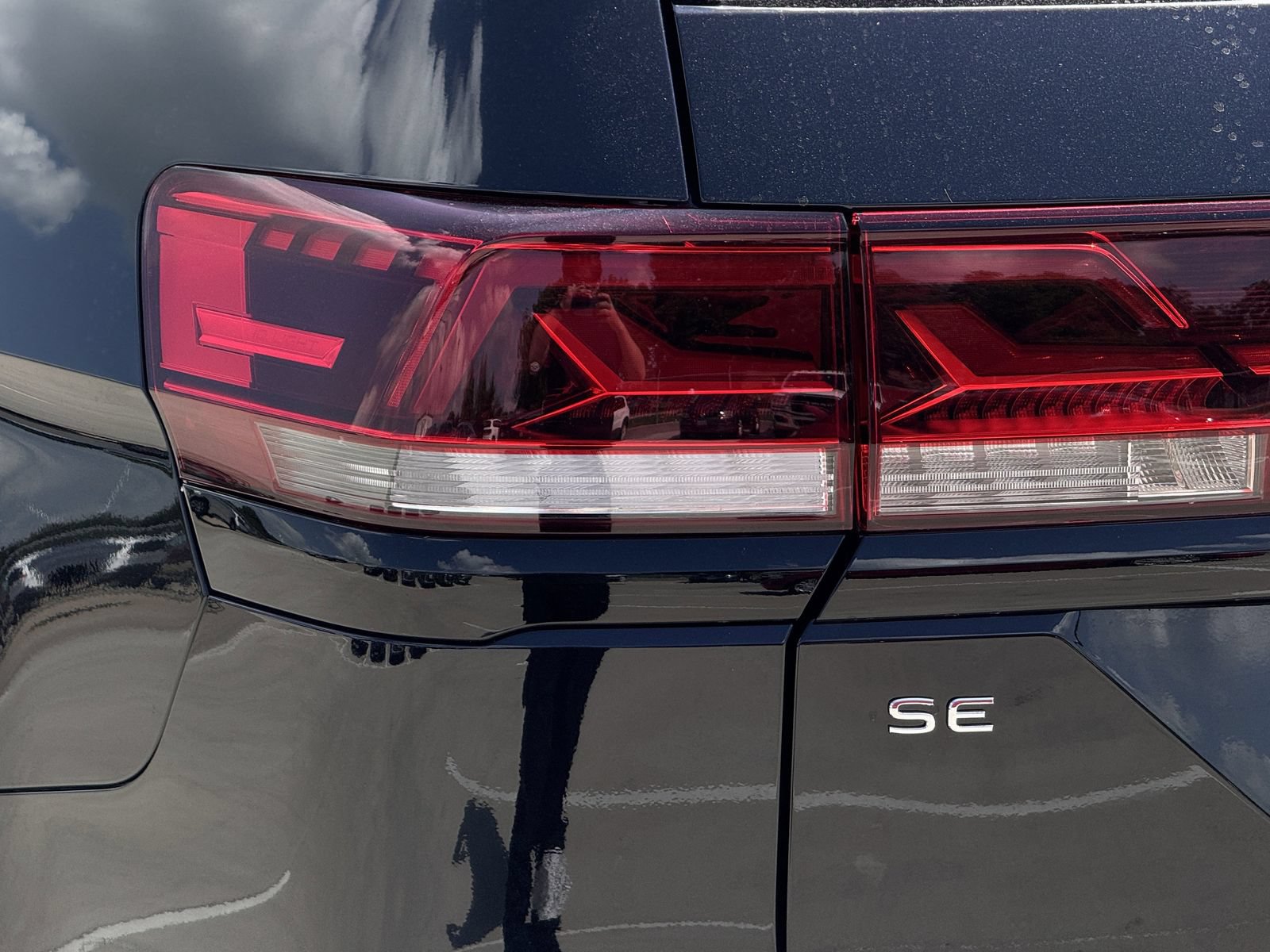 New 2026 Volkswagen Atlas Peak Edition AWD/4WD image 13