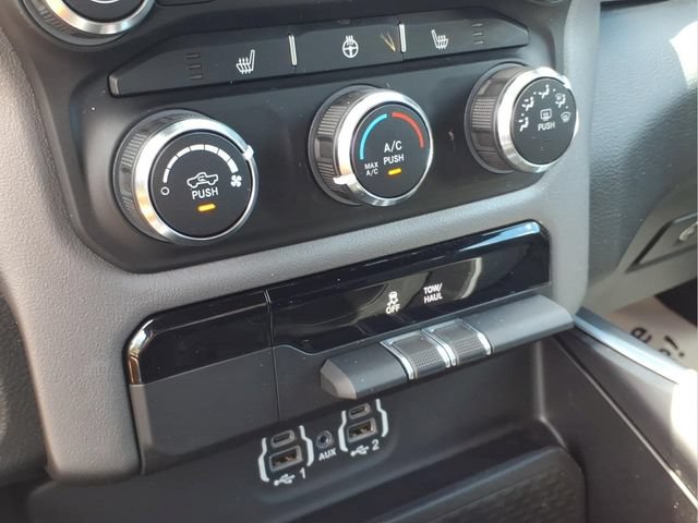 Used 2023 RAM 1500 Big Horn AWD/4WD image 30