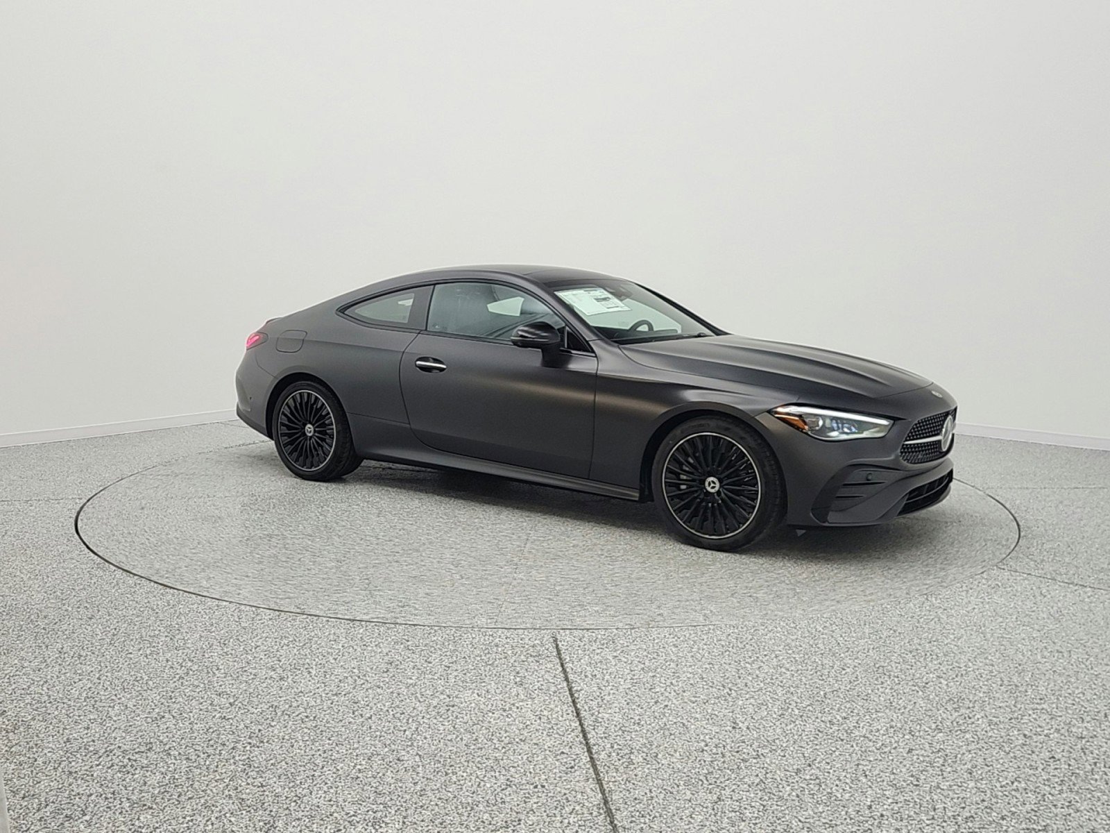 New 2026 Mercedes-Benz CLE 450 4MATIC Coupe image 3