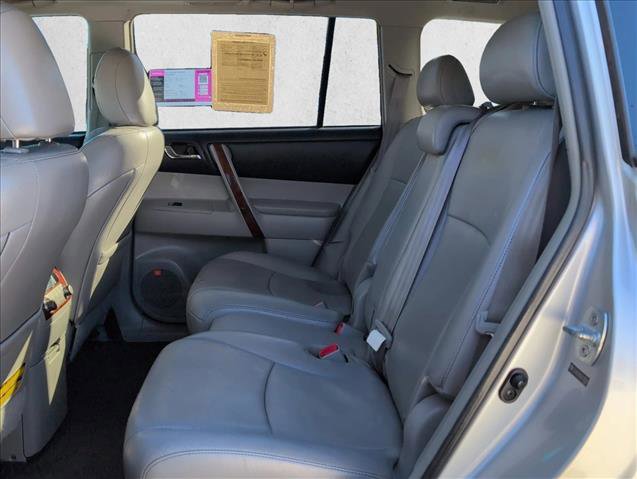 Used 2013 Toyota Highlander Limited image 21