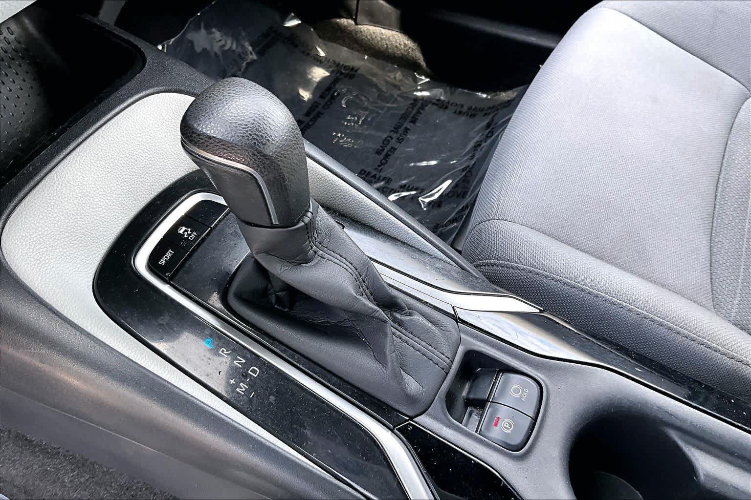 Used 2021 Toyota Corolla SE w/ Carpet Mat Package (TMS) FWD image 16