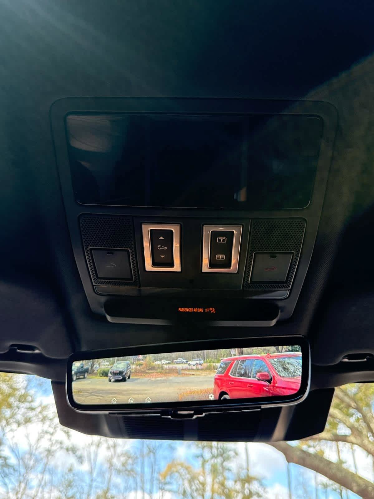 Used 2024 Land Rover Defender 130 X AWD/4WD image 27