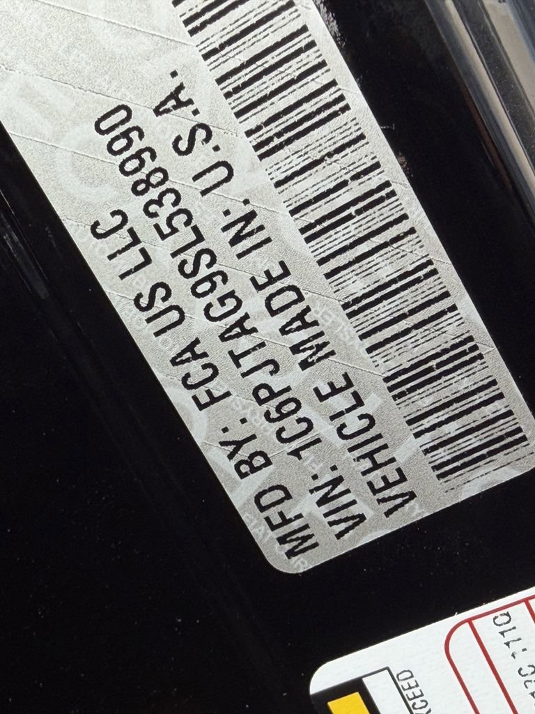 New 2025 Jeep Gladiator Sport image 21