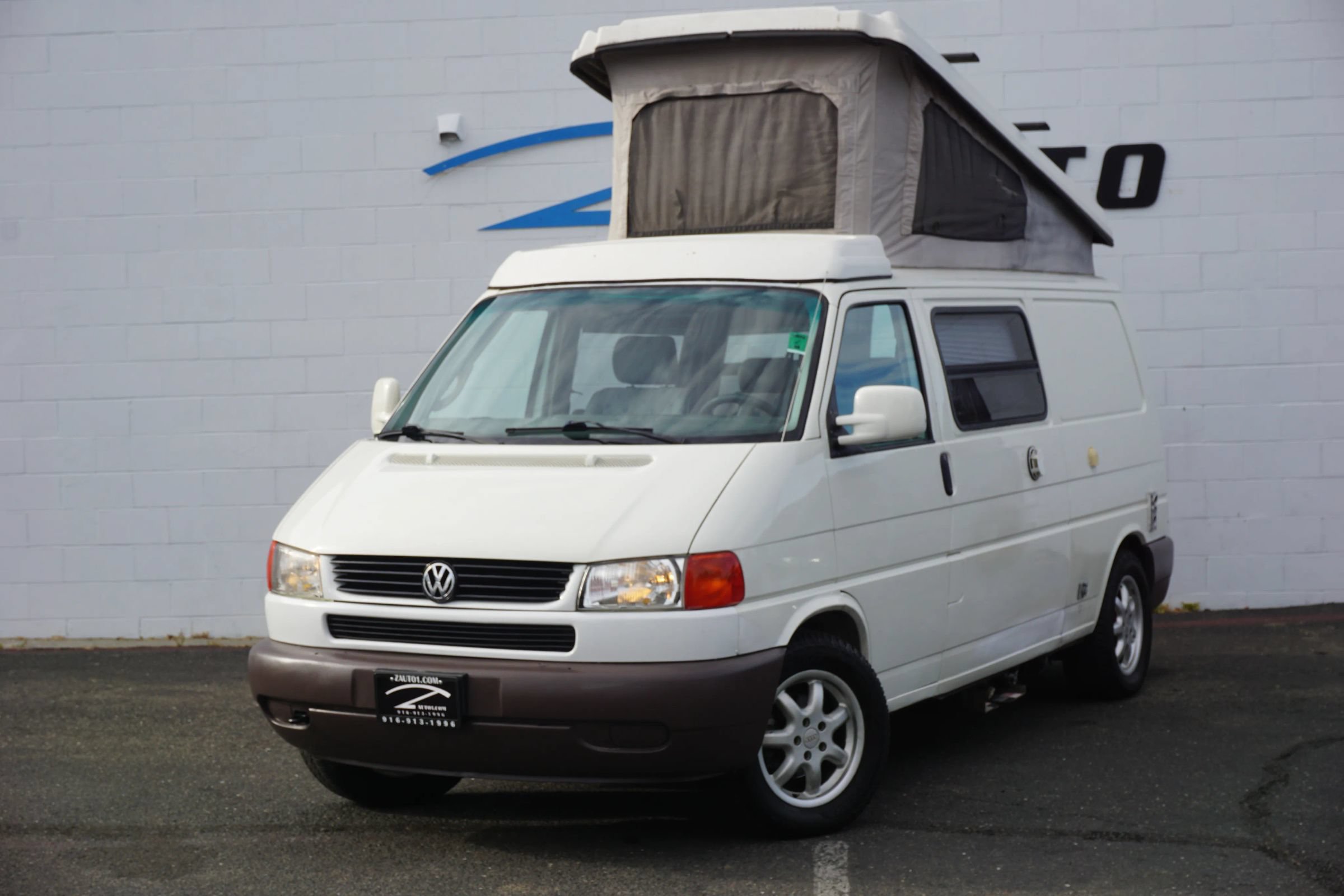 Used 1997 Volkswagen Eurovan Camper FWD image 1