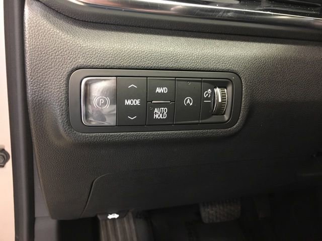 Used 2025 GMC Terrain Elevation image 31