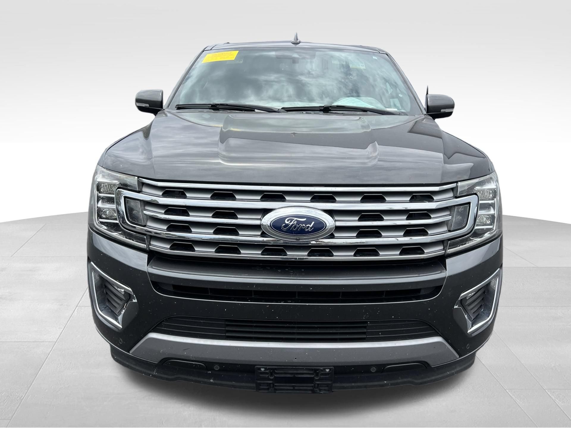 Used 2020 Ford Expedition Limited w/ Equipment Group 302A RWD image 2