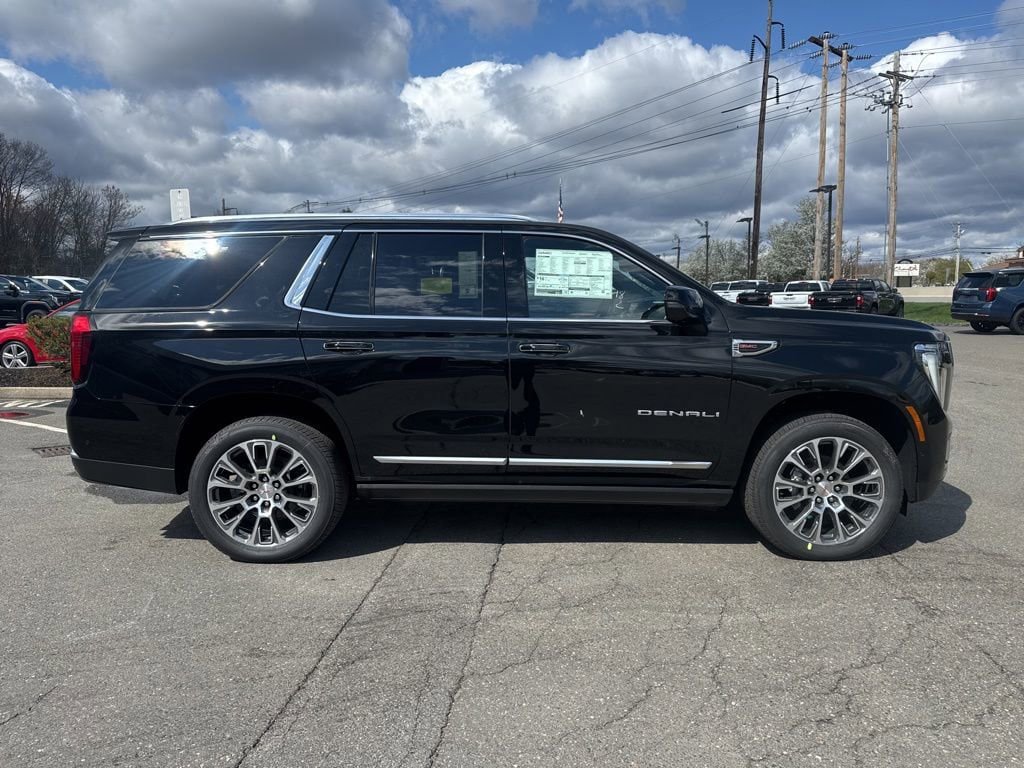New 2026 GMC Yukon Denali w/ Denali Reserve Package AWD/4WD image 8