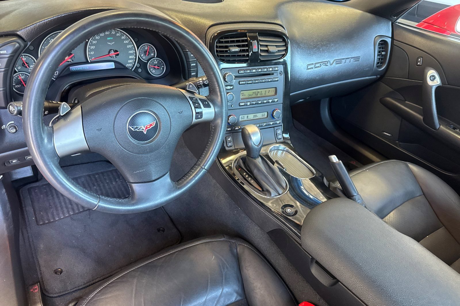 Used 2008 Chevrolet Corvette Coupe w/ Preferred Equipment Group RWD image 16