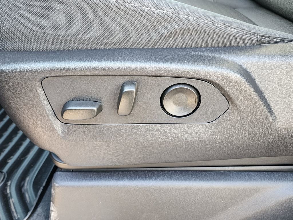 New 2026 GMC Sierra 1500 Elevation image 18