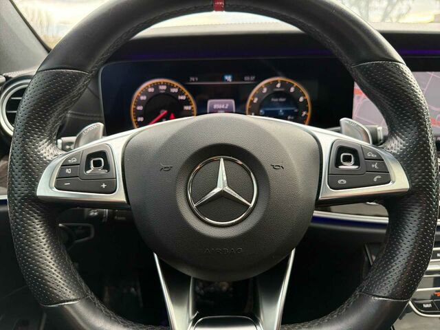 Used 2018 Mercedes-Benz E 63 AMG S image 29