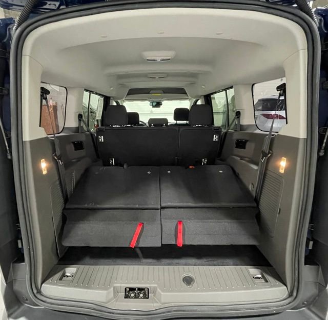Used 2020 Ford Transit Connect XL image 19