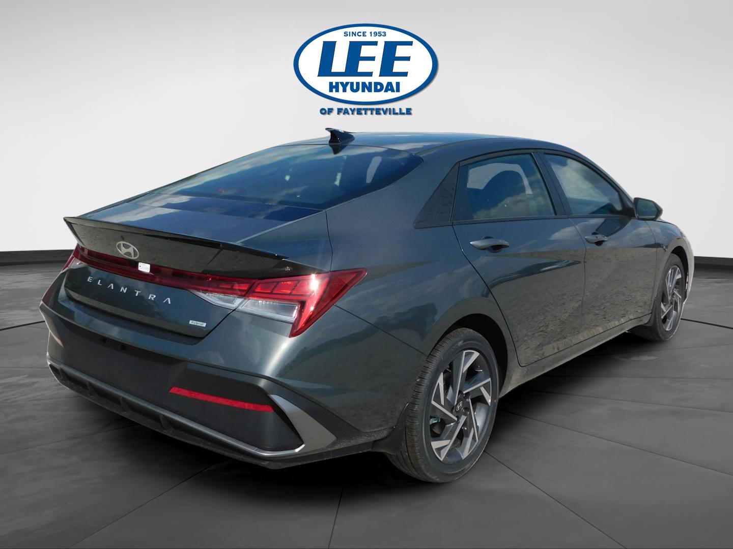 New 2025 Hyundai Elantra SEL image 3