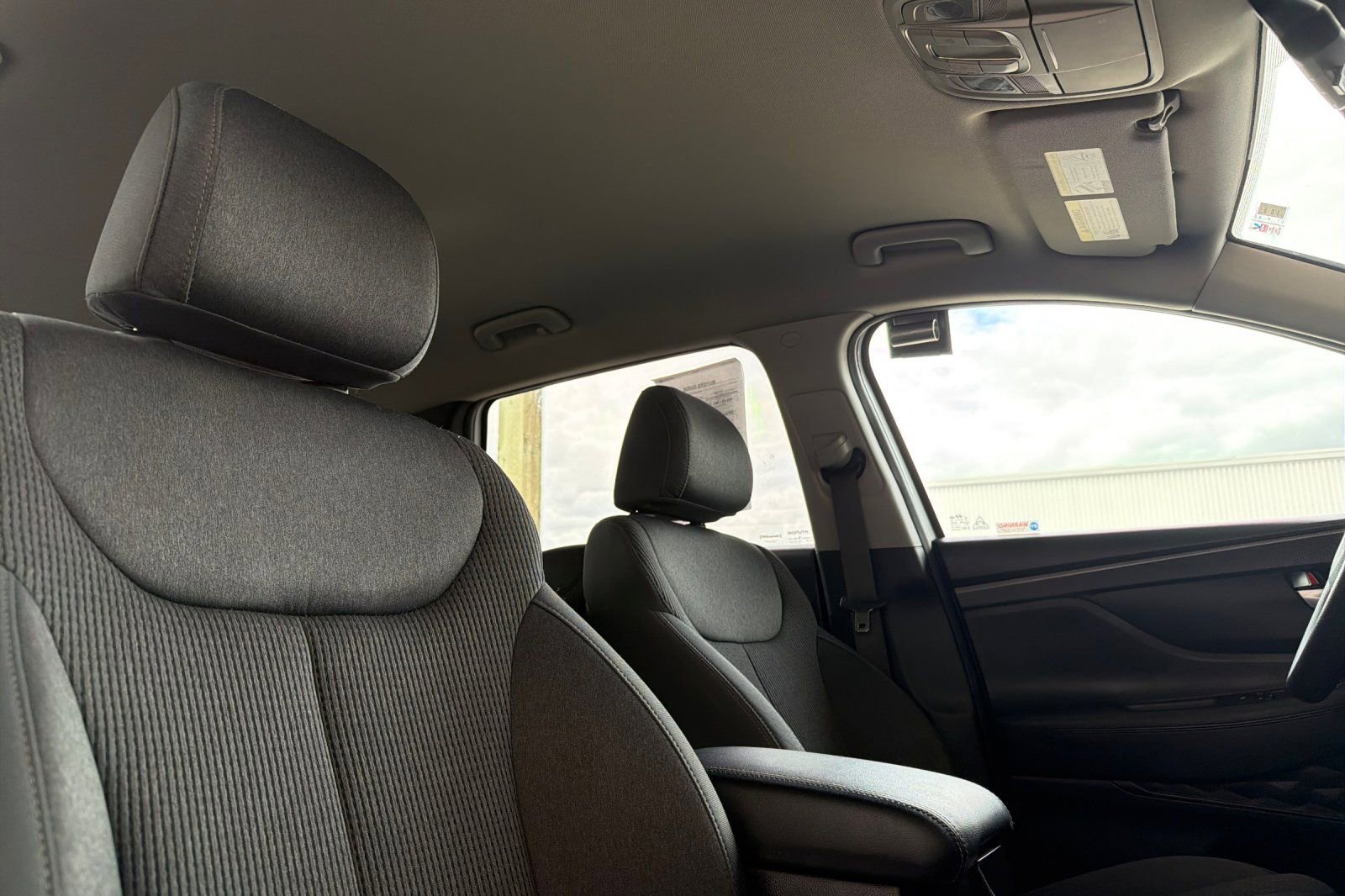 Used 2020 Hyundai Santa Fe SEL FWD image 16