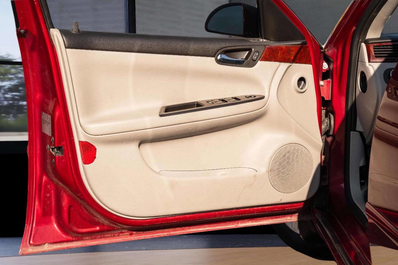 Used 2007 Chevrolet Impala LT image 17